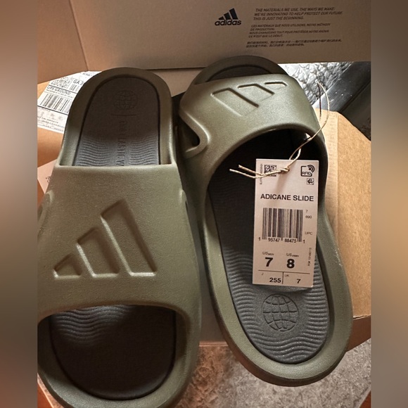 New adidas Men's Adicane Slides - Picture 2 of 4